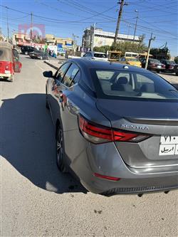 نیسان سێنترا